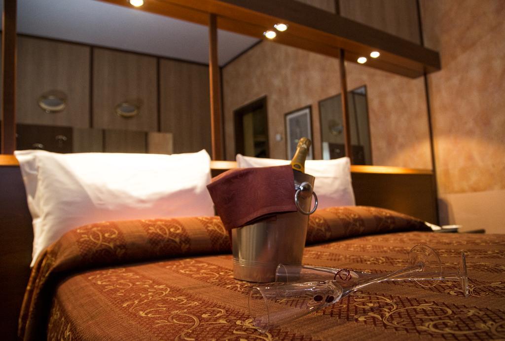 Hotel Motel Ovest Виттуоне Номер фото