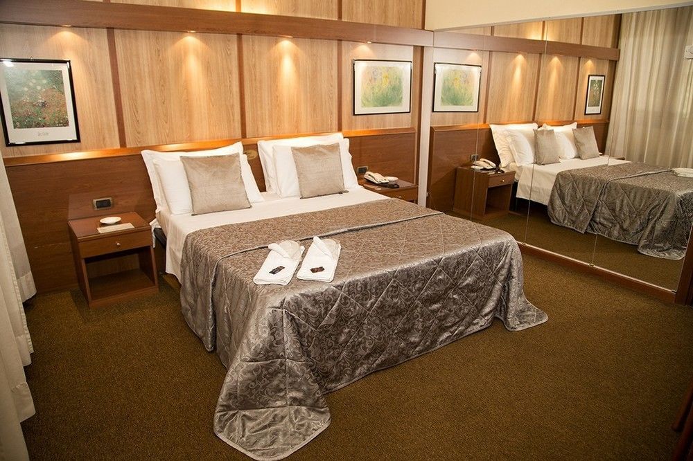 Hotel Motel Ovest Виттуоне Экстерьер фото