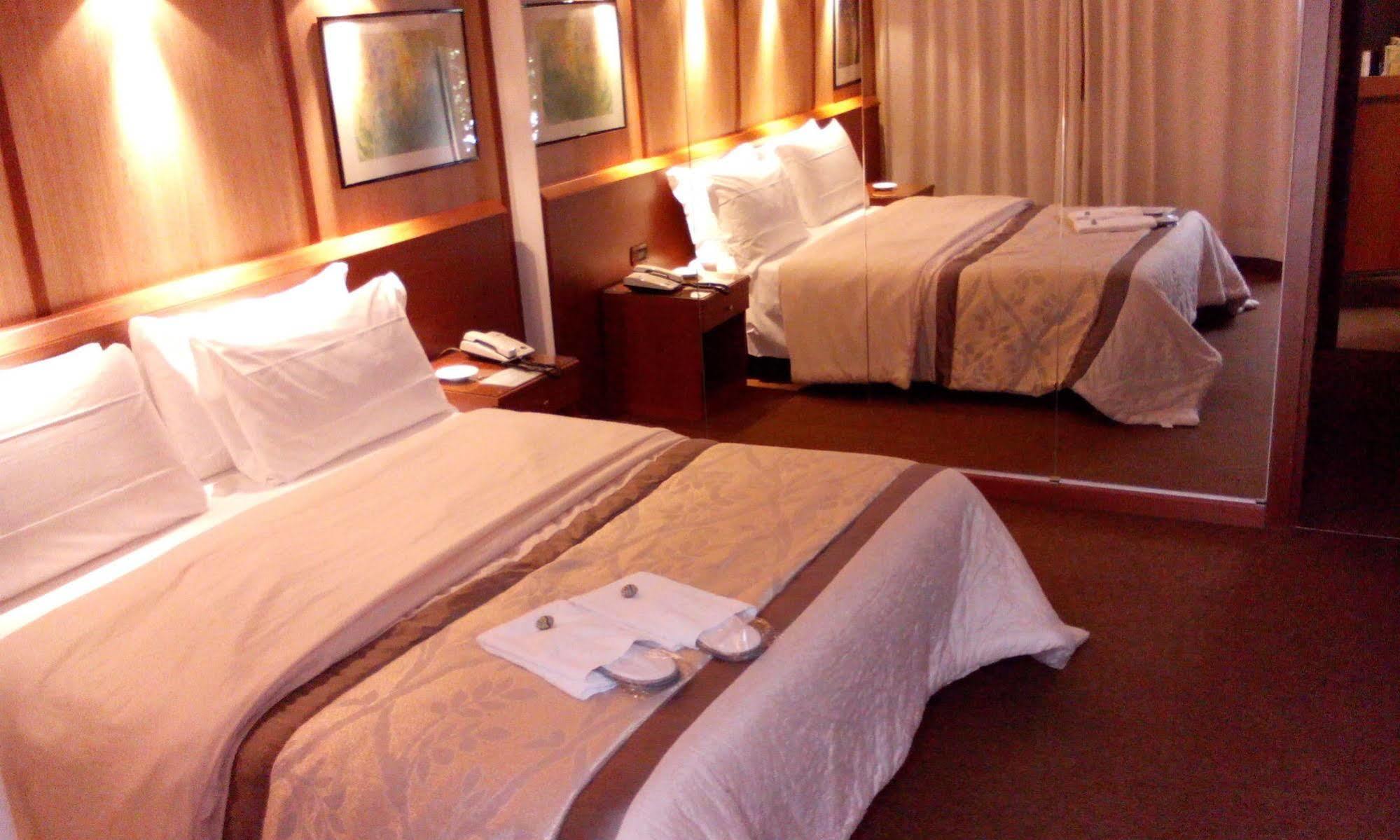 Hotel Motel Ovest Виттуоне Экстерьер фото